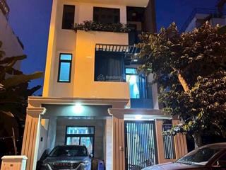 Hàng hiếm nhà võ văn ngân, thủ đức. giá 5tỷ940/6mx18m. 4tầng. sổ sạch. đang cho thuê 30triệu/tháng