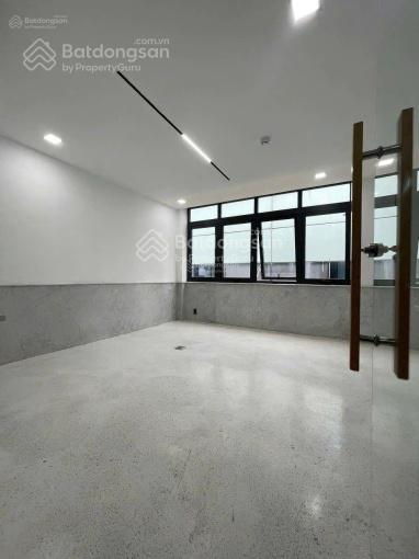 Gấp! bán nhà lê thánh tôn, quận 1. 80m2. nở hậu tài lộc. 5tầng. đang cho thuê 41triệu. shr