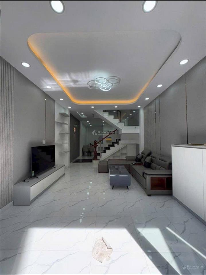 Ngộp bank bán gấp nhà tân hóa, q11  giá3tỷ630/66m2(4,4x15m). kc 4tầng btct, sổ đẹp, đang cho thuê