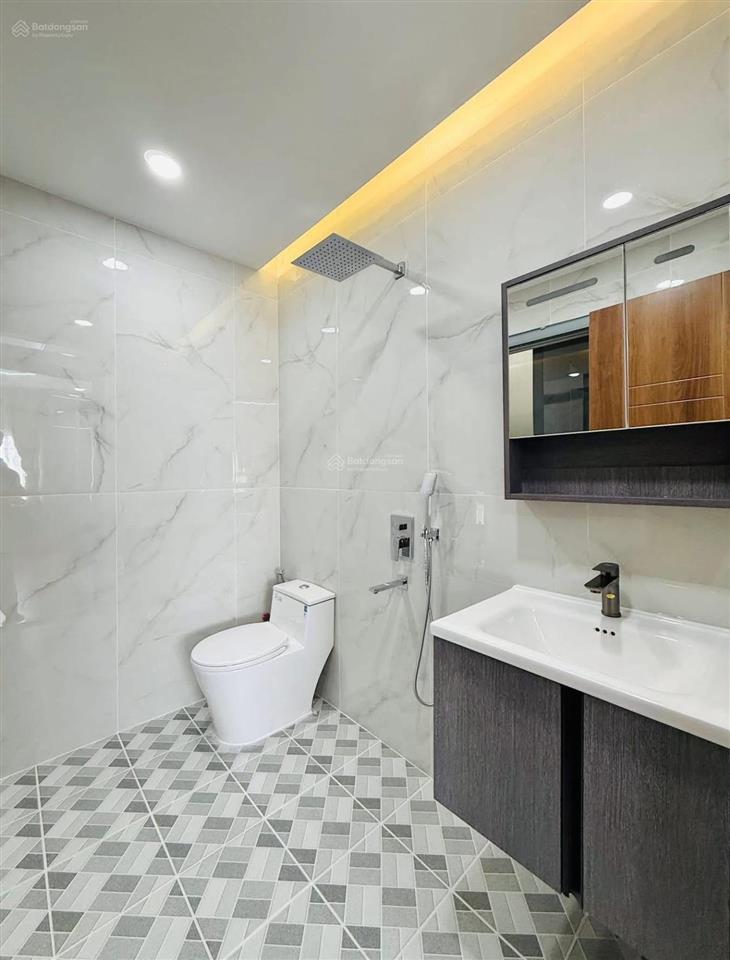 Bán gấp mặt tiền đường số 48, thủ đức. giá4,16tỷ/64m2. 4 tầng kiên cố. sổ hồng riêng đã hoàn công