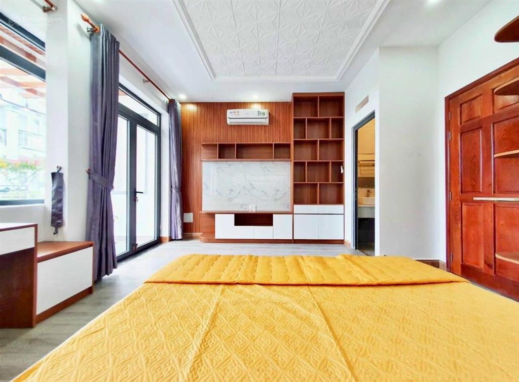 Gia chủ bán gấp nhà xuân thuỷ, quận 2. giá6,22tỷ/65m2. 1 trệt, 3 lầu. sổ sạch. đang cho thuê 37tr