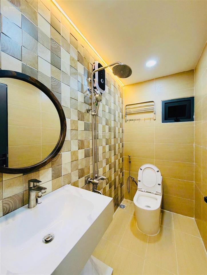 Tôi cần bán nhà tây hoà, quận 9. giá4tỷ280/ 60m2. 1trệt3lầu. sổ đẹp. đang cho thuê 24triệu/tháng