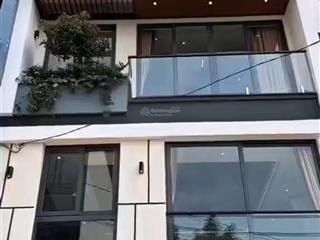 Tôi cần bán nhà tây hoà, quận 9. giá4tỷ280/ 60m2. 1trệt3lầu. sổ đẹp. đang cho thuê 24triệu/tháng