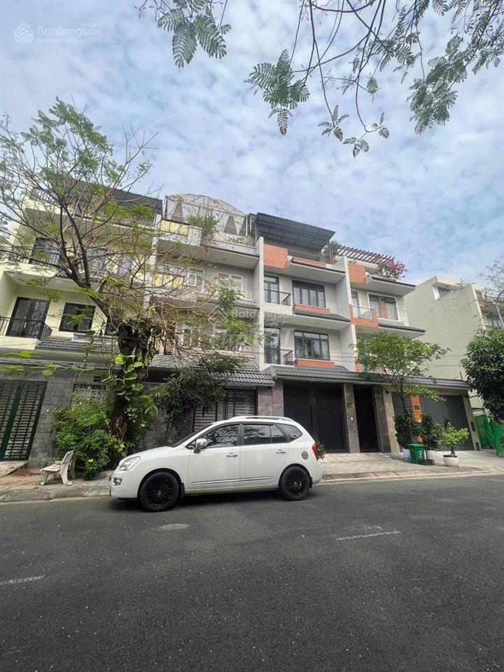 Bán gấp lô đất kdc hưng phú, quận 9. giá4tỷ200/111m2. sổ hồng riêng sang tên trong ngày