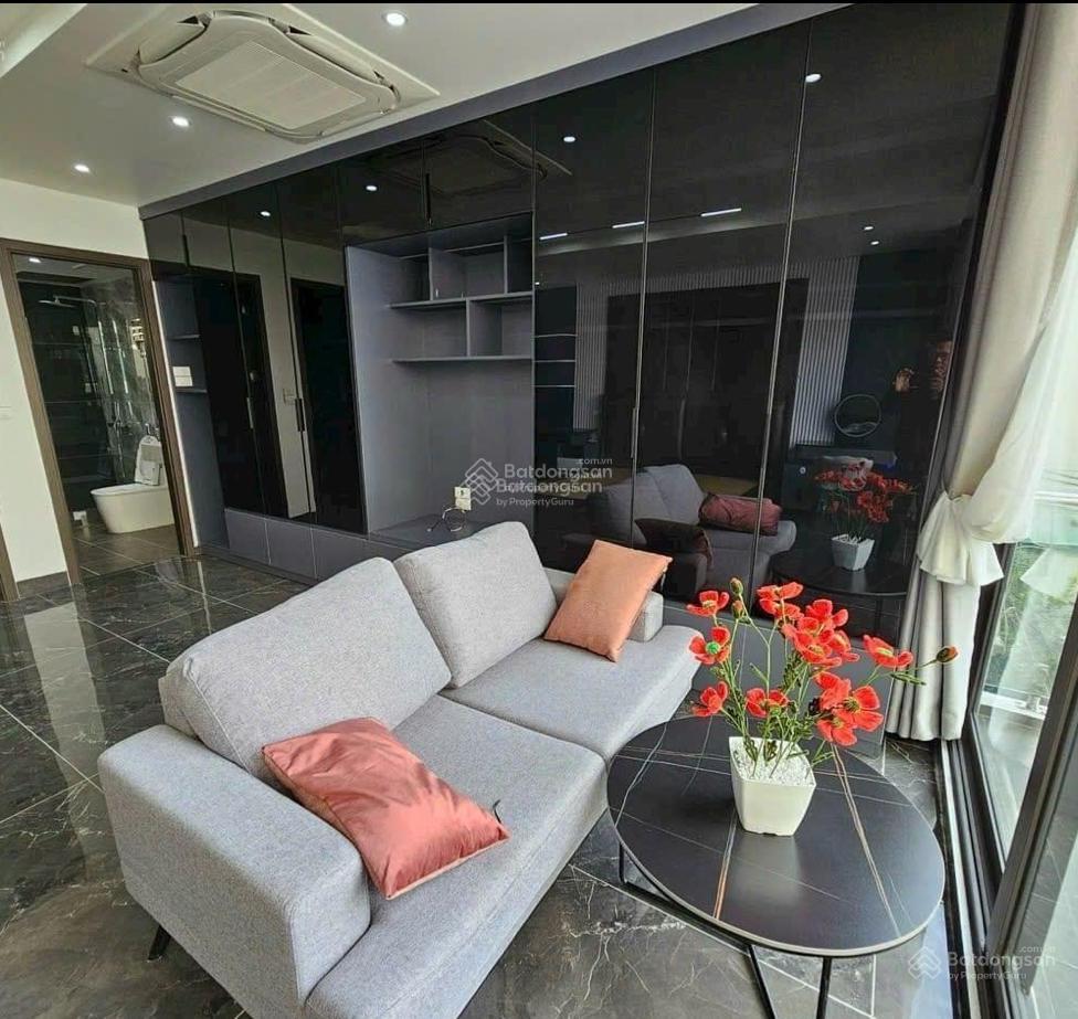 Cắt lỗ bán gấp nhà tân hương, tân phú. giá5,33tỷ/70m2. 1trệt4lầu. sổ chính chủ đã hoàn công