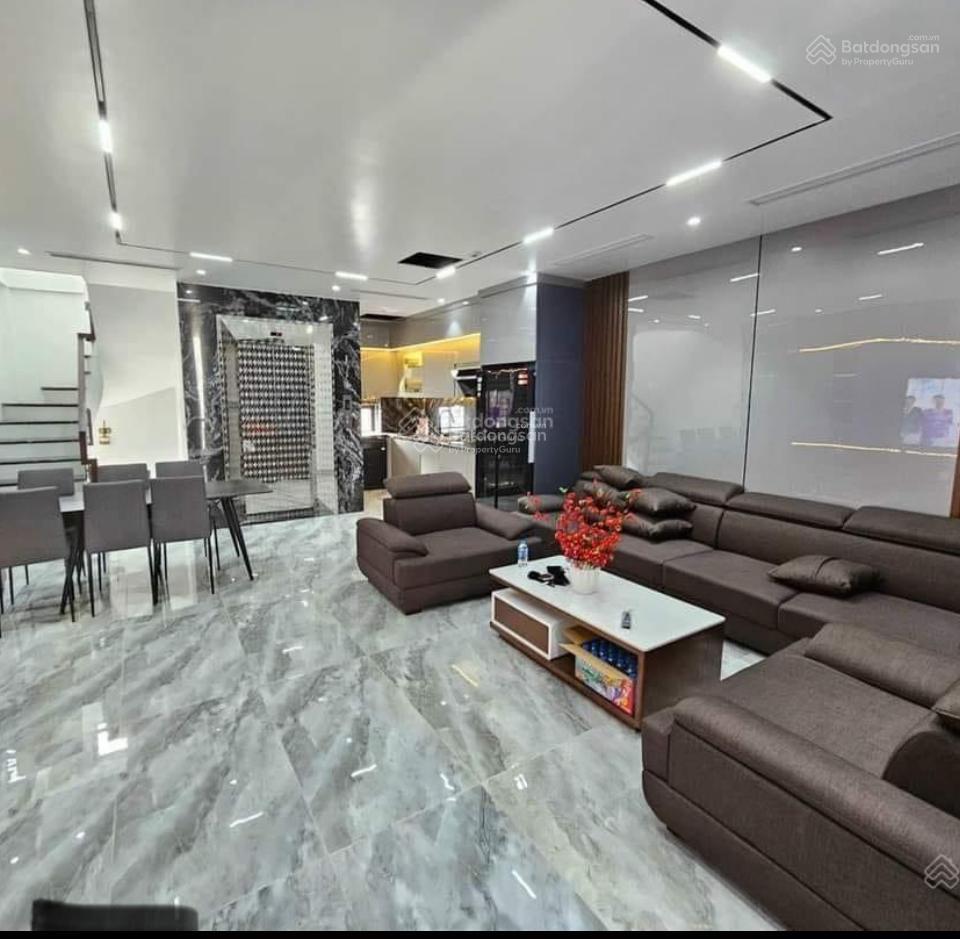 Cắt lỗ bán gấp nhà tân hương, tân phú. giá5,33tỷ/70m2. 1trệt4lầu. sổ chính chủ đã hoàn công