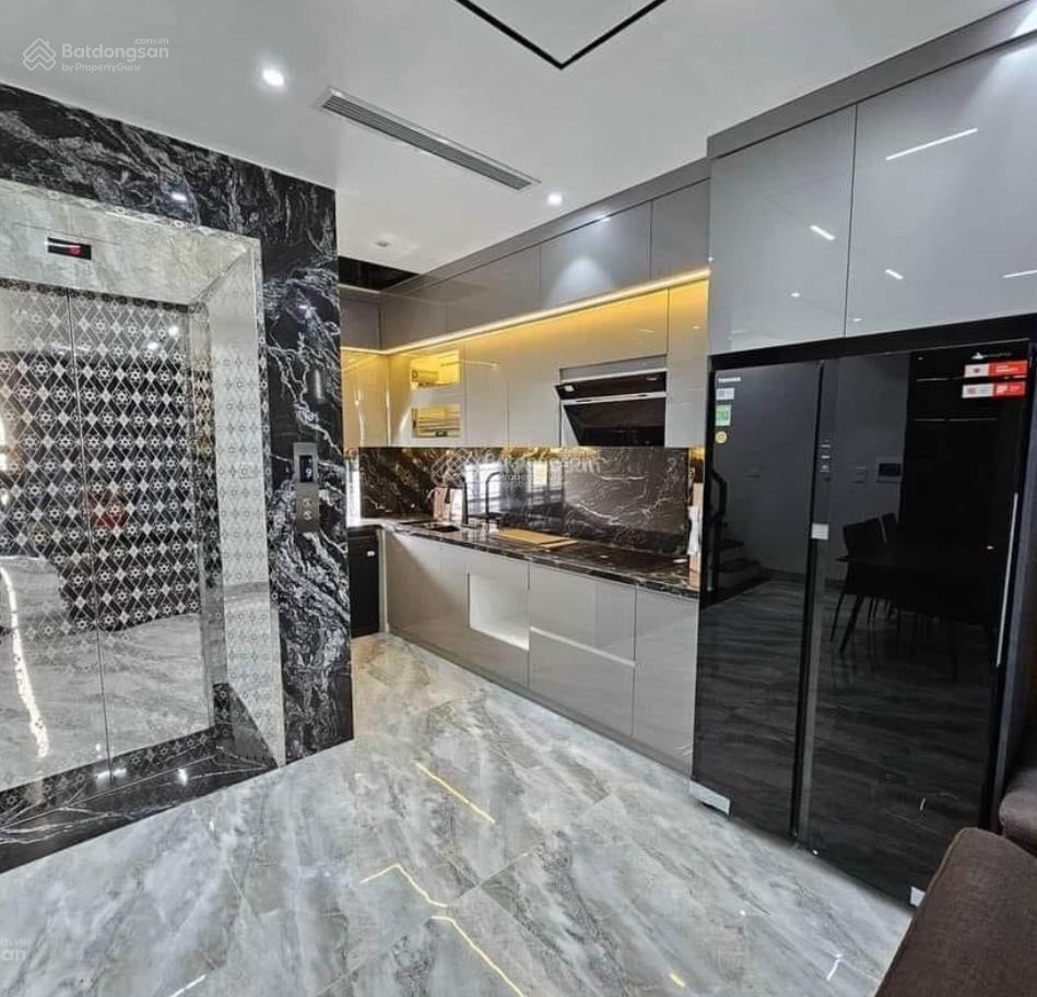 Cắt lỗ bán gấp nhà tân hương, tân phú. giá5,33tỷ/70m2. 1trệt4lầu. sổ chính chủ đã hoàn công