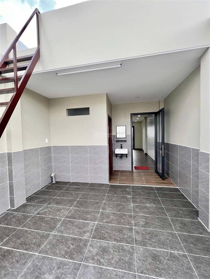Bán gấp hxh hoàng hoa thám, tân bình. giá6tỷ430/76m2 4 tầng. đang cho thuê 39triệu/tháng. sổ sạch