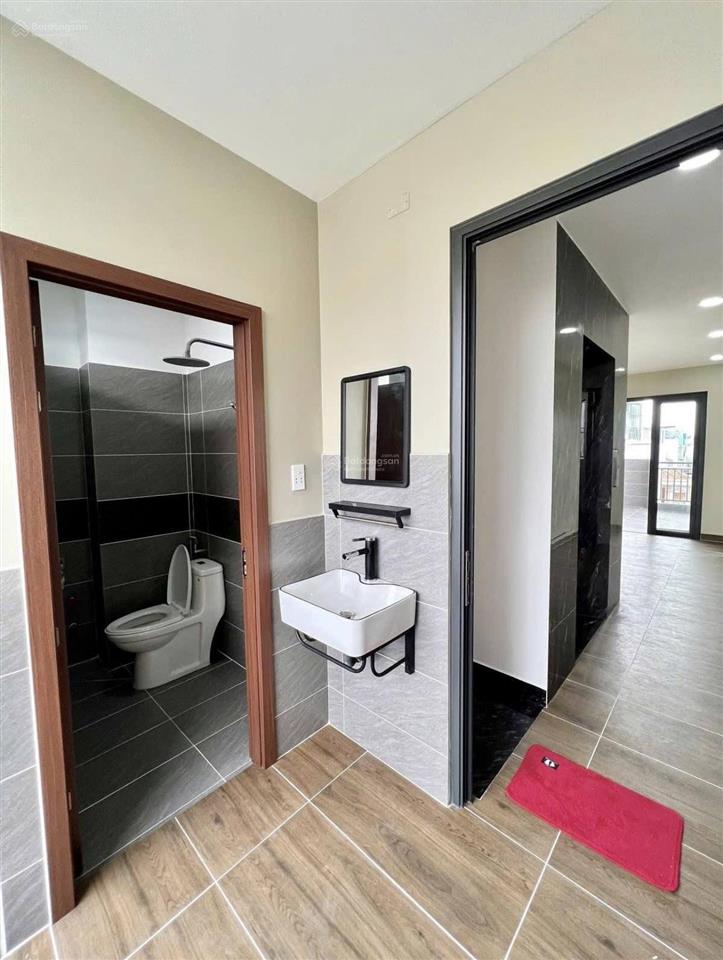 Bán gấp hxh hoàng hoa thám, tân bình. giá6tỷ430/76m2 4 tầng. đang cho thuê 39triệu/tháng. sổ sạch