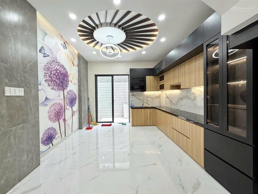Gia chủ bán nhà phan văn hân, bình thạnh. giá 5,48 tỷ/75,2m². 4 lầu. sổ hồng. ô tô ngủ trong nhà