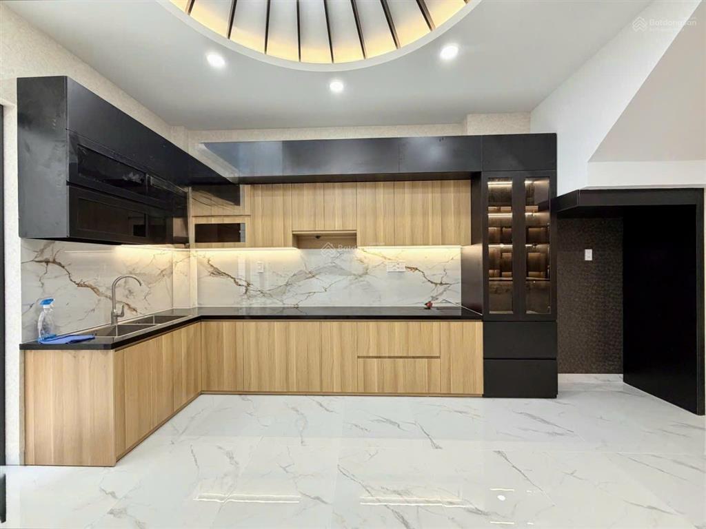Gia chủ bán nhà phan văn hân, bình thạnh. giá 5,48 tỷ/75,2m². 4 lầu. sổ hồng. ô tô ngủ trong nhà