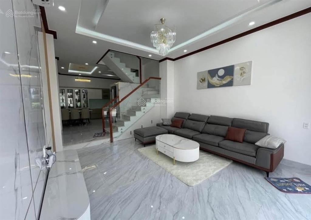Bán nhà đường tân mỹ, quận 7. giá 5,27tỷ/52m2. 4 lầu  5pn. sổ hồng riêng nở hậu. đang thuê 21triệu