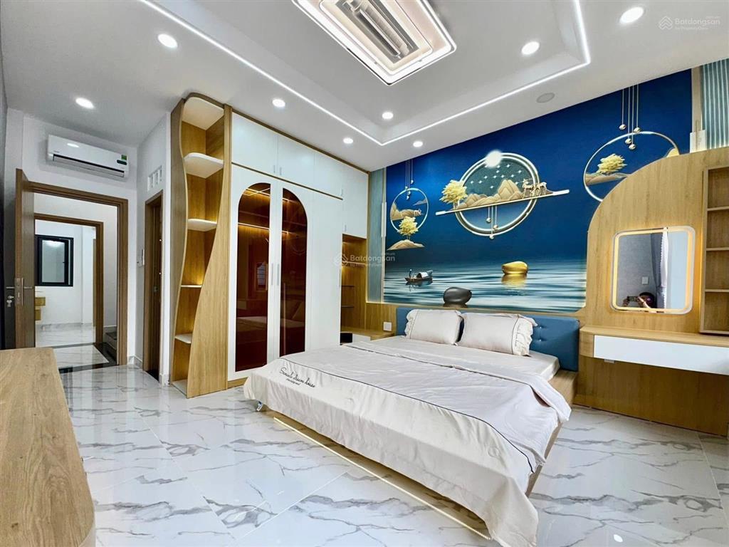 Chú hoài bán gấp nhà phan huy thực, q7. giá6tỷ/ 5mx17m(85m2). 3lầu. sổ sẵn sang tên cc trong ngày