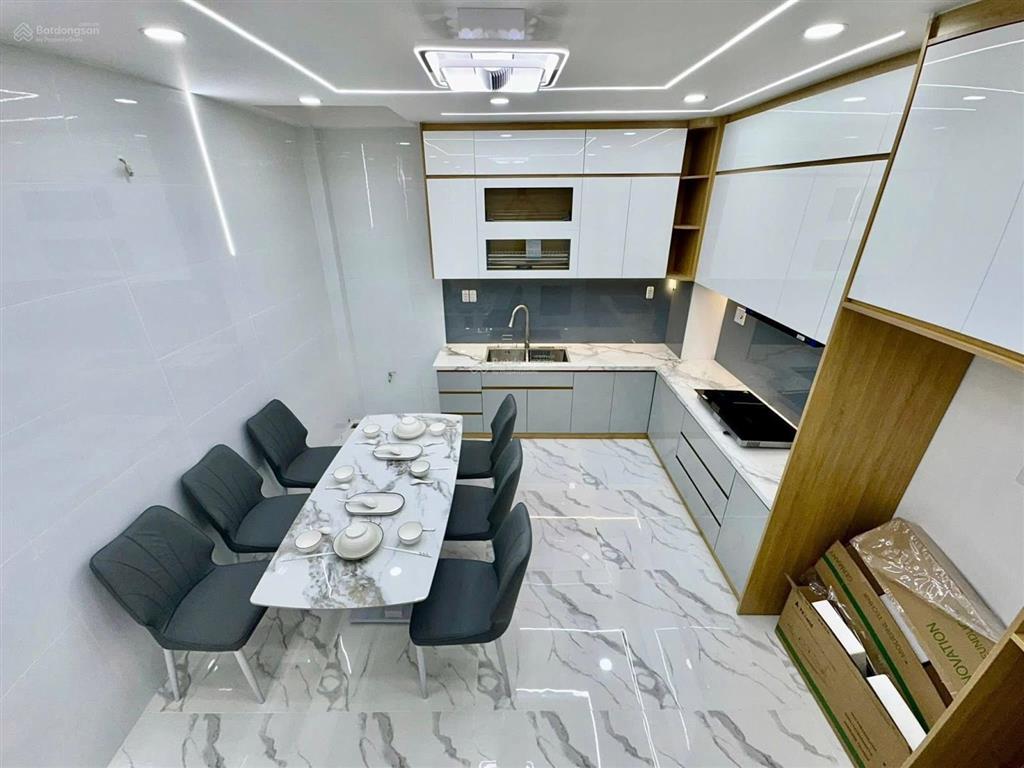 Chú hoài bán gấp nhà phan huy thực, q7. giá6tỷ/ 5mx17m(85m2). 3lầu. sổ sẵn sang tên cc trong ngày