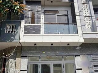 Chính chủ bán gấp nhà đường hàn hải nguyên, q11. 4,5mx15m. nhà 3 tầng. sổ sạch. hđt 19tr