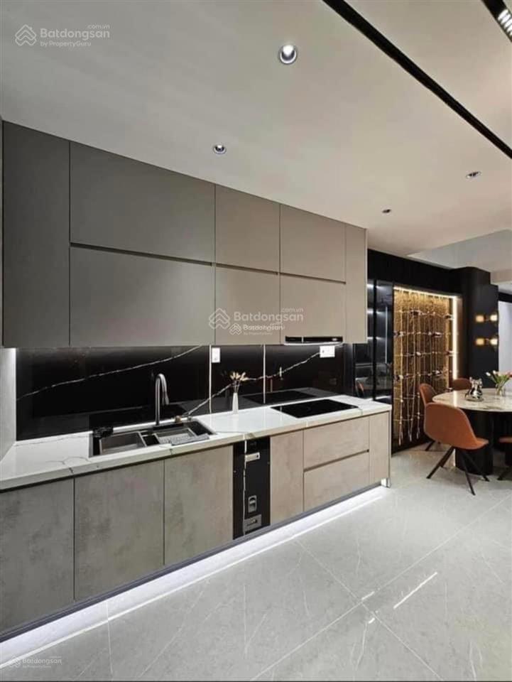 Chính chủ bán nhà nguyễn văn bảo, gò vấp. giá4,75tỷ/71m2, 4 tầng btct, sổ sạch, đang cho thuê 22tr