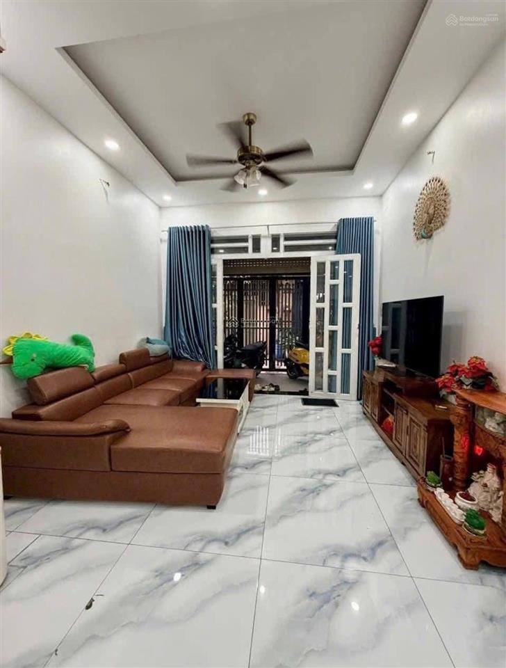 Chính chủ bán nhà hồ thị kỷ, quận 10. dt 67,2m2. 2 lầu. sổ hồng sẵn. đang thuê 27 triệu/th