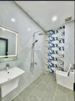 Chính chủ gửi bán gấp nhà võ thị nhờ, q7. giá6,25tỷ/80m2. 3tầng  4pn. sổ cầm tay sang tên cc ngay