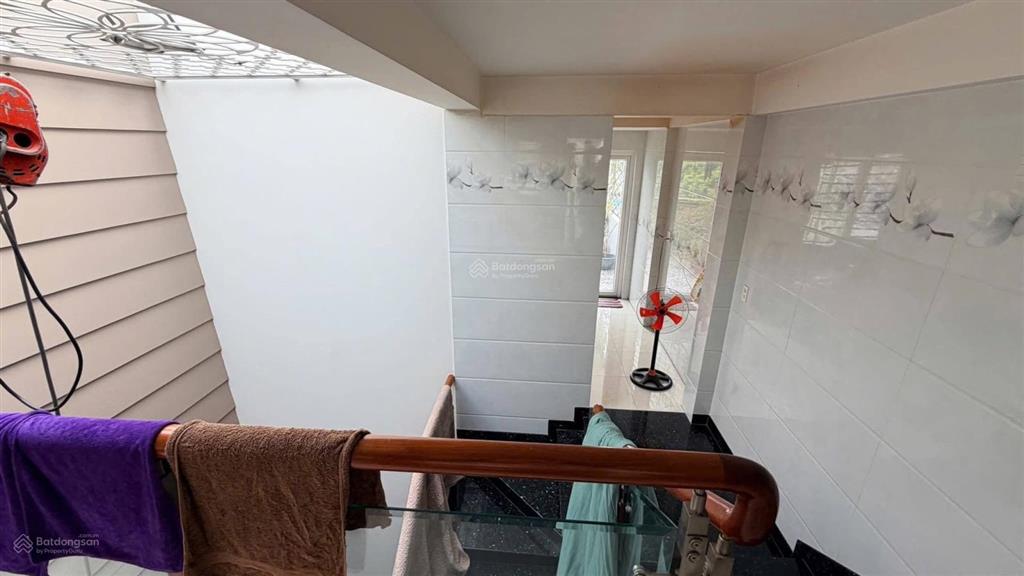 Chính chủ bán nhanh nhà trần thị nơi, quận 8. giá4tỷ990/70m2.1trệt,3lầu.sổ sạch. hđ thuê 26triệu