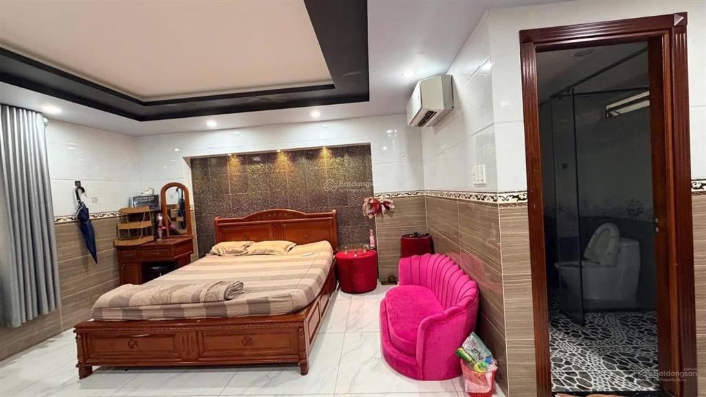 Chính chủ bán nhanh nhà trần thị nơi, quận 8. giá4tỷ990/70m2.1trệt,3lầu.sổ sạch. hđ thuê 26triệu