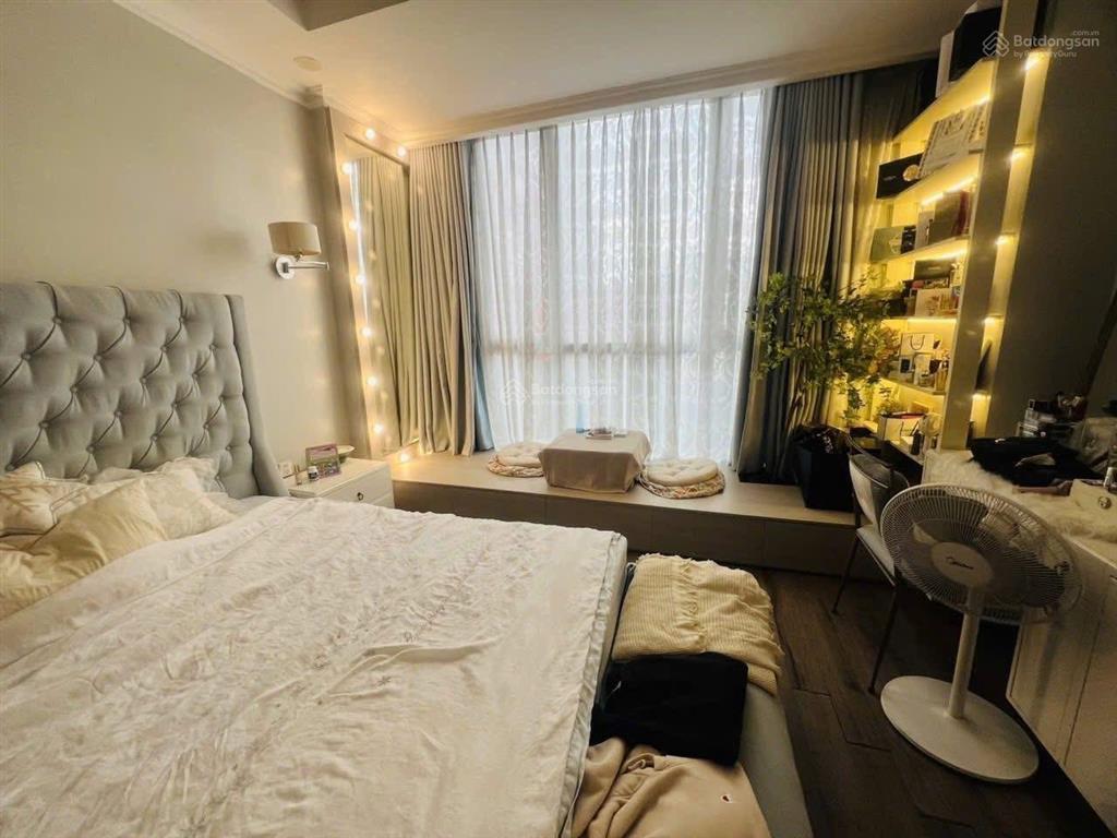Dòng tiền sẵn 35 triệu ngay nguyễn thị minh khai, quận 3. dt 5,1x14m(71,4m2). sổ hồng riêng