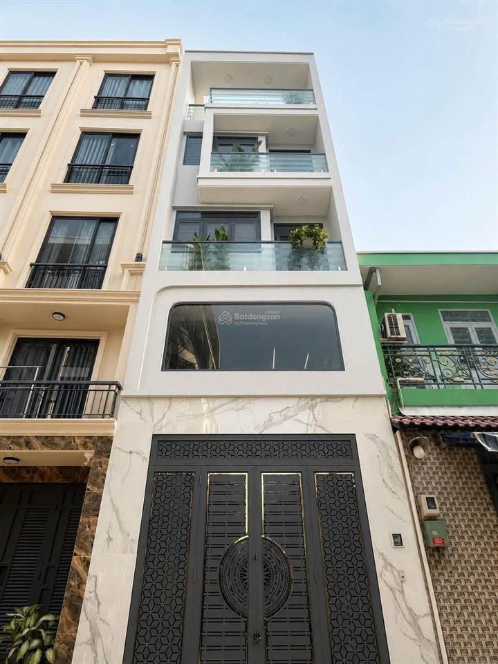 Tôi bán nhà lý thái tổ, quận 10. giá5tỷ720/ 72m2. 5lầu sân thượng. sổ hồng có sẵn. cho thuê 23tr