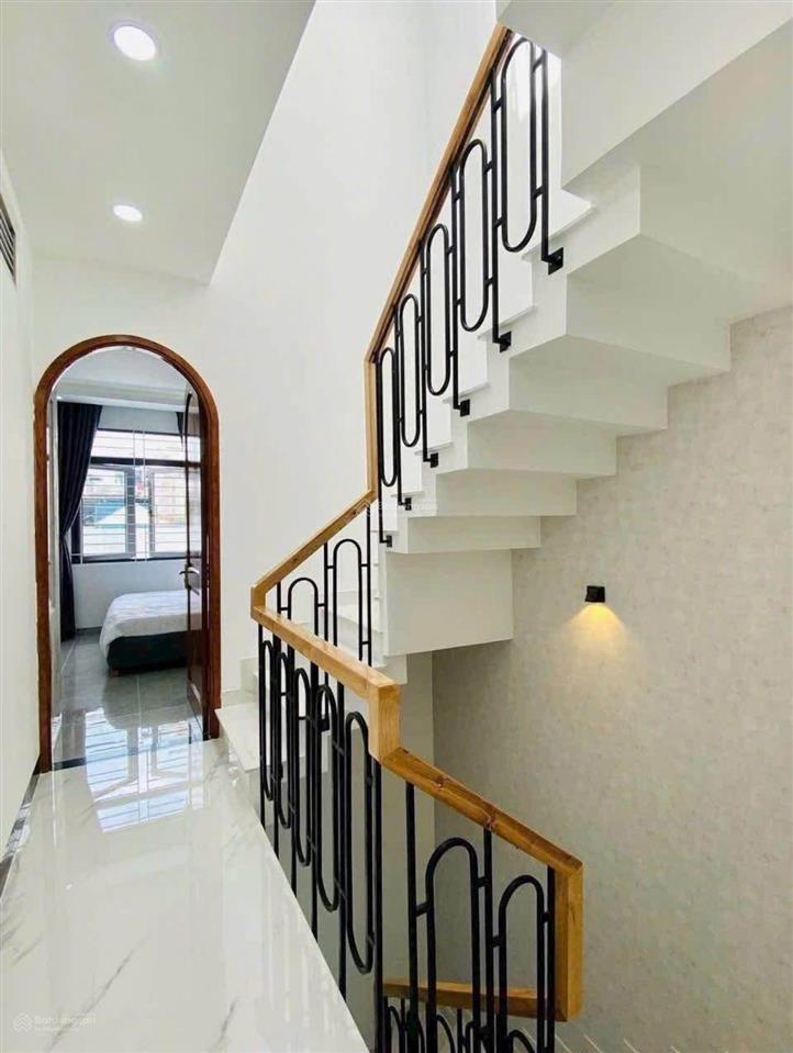 Cần tiền kd bán gấp nhà phan đăng lưu, bình thạnh. giá5tỷ780/60m2(5x12m).vuông vức.gần bv gia đinh