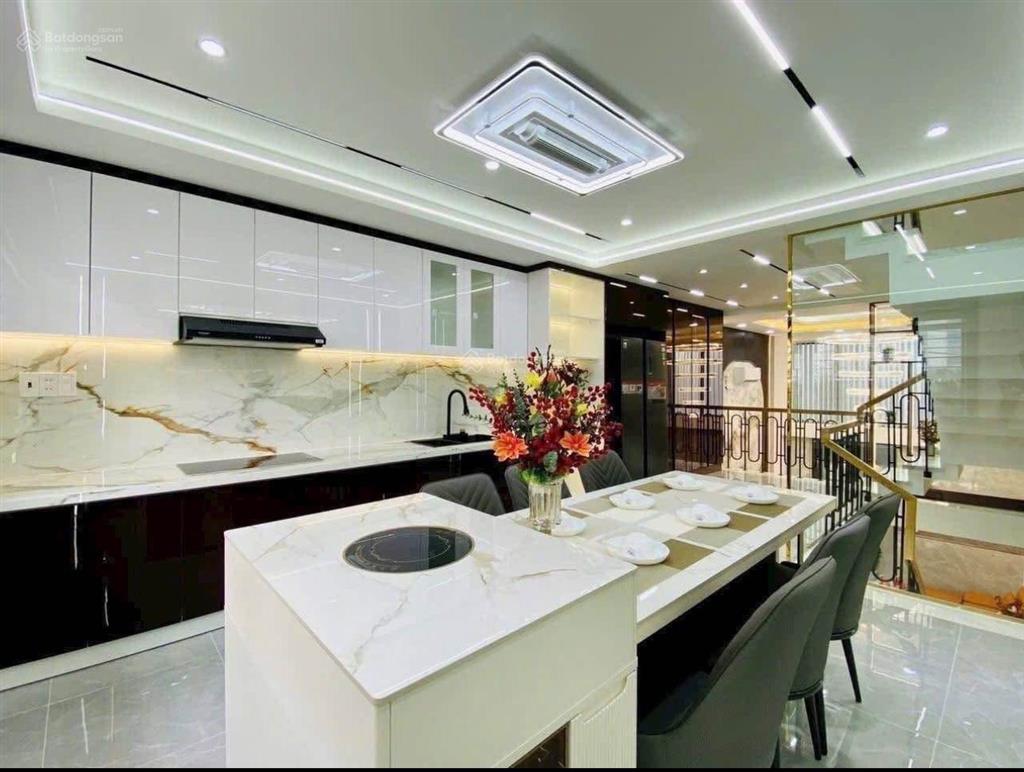 Cần tiền kd bán gấp nhà phan đăng lưu, bình thạnh. giá5tỷ780/60m2(5x12m).vuông vức.gần bv gia đinh