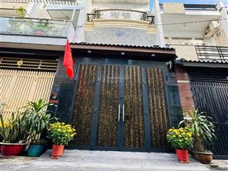 Ngay trường đh luật đường số 5, thủ đức. giá5,16tỷ/71,5m2.trệt,3lầu. sổ hồng chính chủ hoàn công