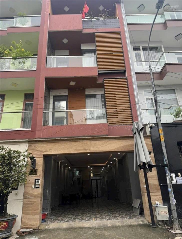 Bán nhanh trong tháng ngay ký hoà, quận 5. giá6,38tỷ/67m2(5x13,4m). nhà 1 trệt 3 lầu. sổ vuông vức