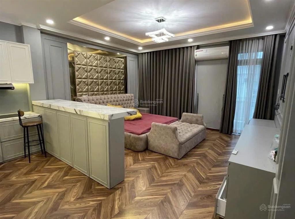 Bán nhanh trong tháng ngay ký hoà, quận 5. giá6,38tỷ/67m2(5x13,4m). nhà 1 trệt 3 lầu. sổ vuông vức