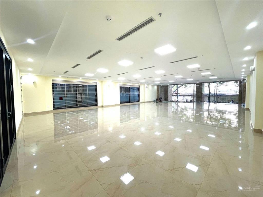 Bán tòa nhà văn phòng 10 tầng lô góc mặt phố hoàng ngân trung hòa, vị trí vàng cho thuê