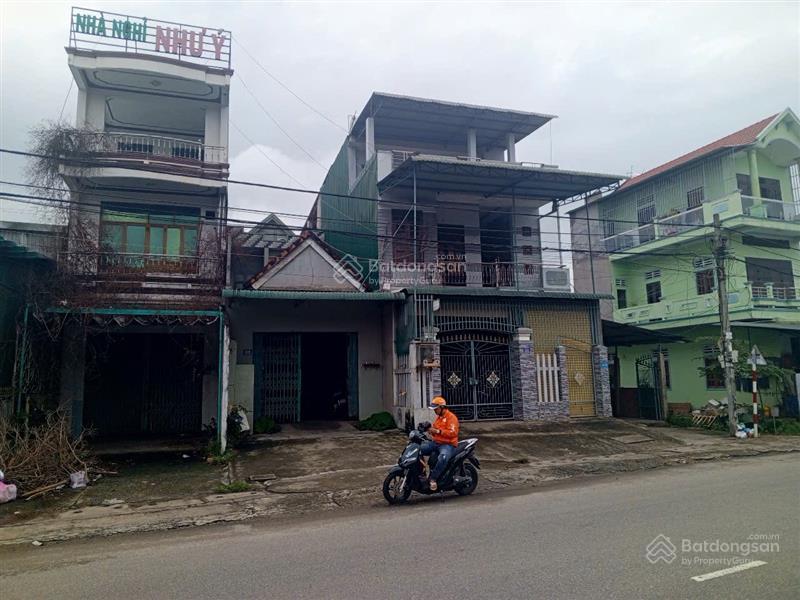 Bán nhà 3 tầng mặt tiền nguyễn huệ thị trấn la hà, tư nghĩa, quảng ngãi.