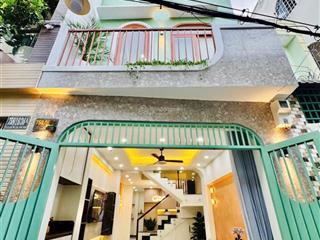 Bán gấp nhà 2 lầu 4,5x13m. giá 1,05 tỷ. gần chợ lê đình cẩn. nhà đang cho thuê 10tr. sổ hồng riêng