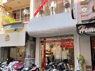 Bán nhà 1 lầu (5x22m). giá 900 triệu. sát chợ phú lợi 2. nhà đang cho thuê shop quần áo 30tr/tháng.