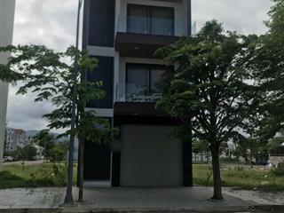 Bán gấp nhà 2 lầu 6x20m. giá 850 triệu. nhà gần chợ đệm, gần bệnh viện nhi, đang cho thuê 15 triệu