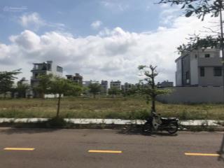 Ngân hàng sacombank thanh lý 1 nền đất 18x22m dt 400m2 giá 1,4 tỷ. khu dân cư võ trần chí, gần chợ.