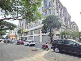 Chính chủ bán nhà him lam  tố hữu  diện tích 98m2  7 tầng  giá 34 tỷ thương lượng