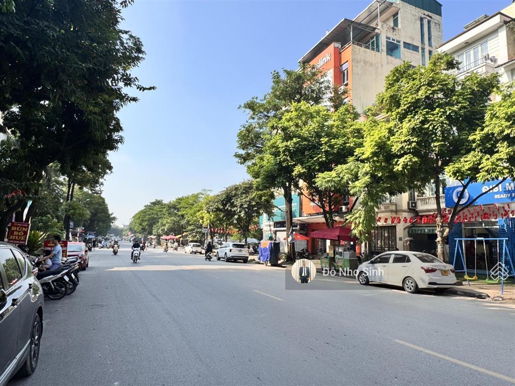 Bán biệt thự kdt cầu bươu, lô góc, kinh doanh tốt, diện tích 120m  mặt tiền 18m, giá 24.5 tỷ.
