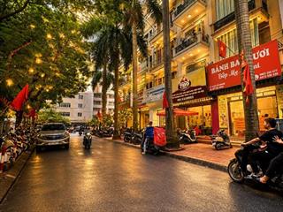 Chính chủ bán nhà đỗ quang  cầu giấy  phân lô kinh doanh  diện tích 70m  5 tầng  giá 26,5 tỷ