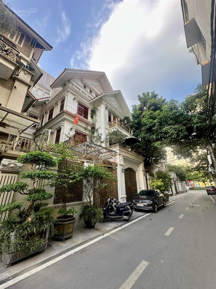 Siêu phẩm hiếm  biệt thự vip trung hoà 160m  đẳng cấp thượng lưu tặng nội thất gỗ cao cấp 78tỷ