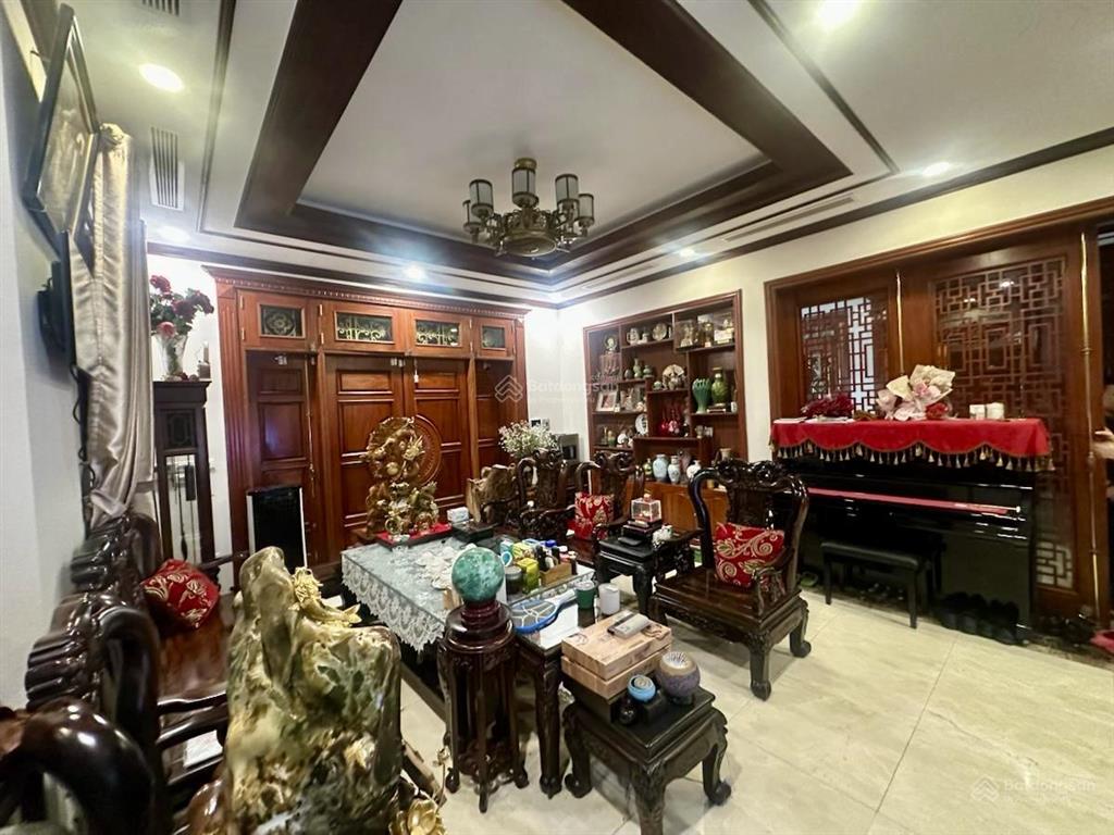 Siêu phẩm hiếm  biệt thự vip trung hoà 160m  đẳng cấp thượng lưu tặng nội thất gỗ cao cấp 78tỷ