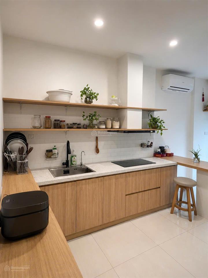 Chính chủ để lại gấp căn 1pn+ dt 42,7m2, giá tốt 3.020 tỷ. phân khu s4 vinhomes smart city, tây mỗ