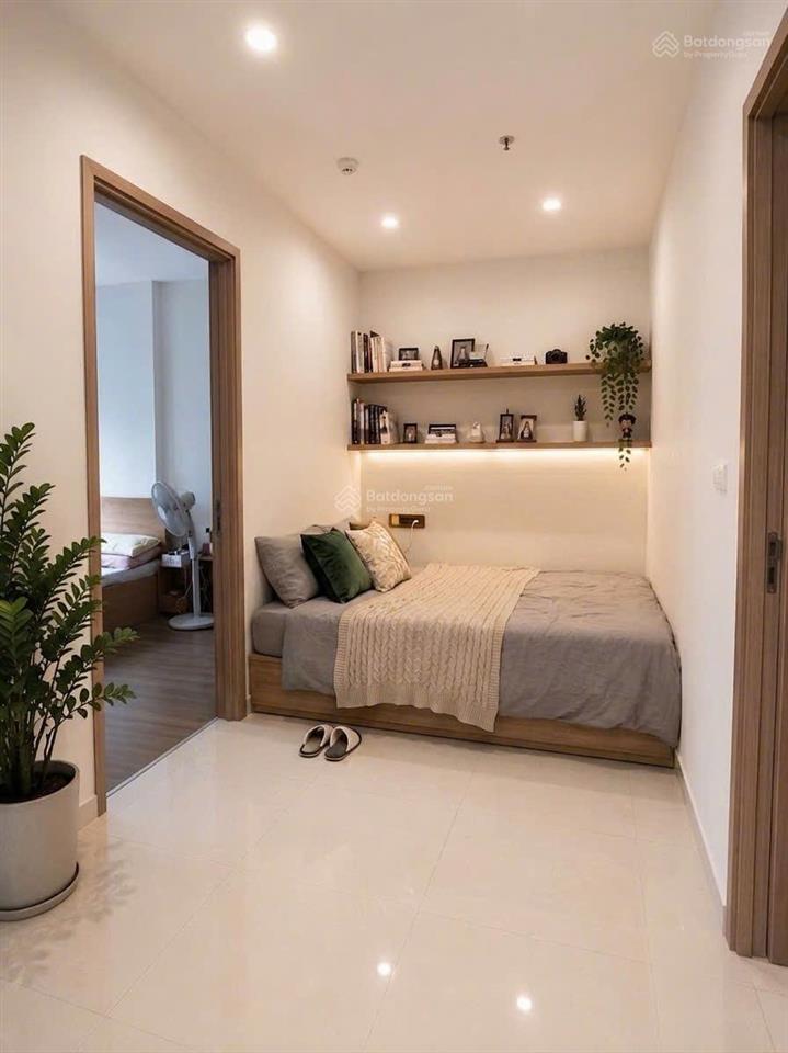Chính chủ để lại gấp căn 1pn+ dt 42,7m2, giá tốt 3.020 tỷ. phân khu s4 vinhomes smart city, tây mỗ