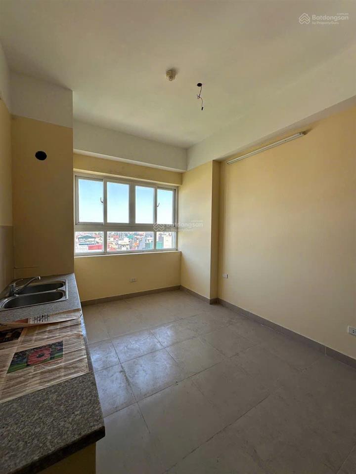 Bán căn hộ chung cư dt 59.9m2 trung phường việt hưng, đường lý sơn giá 3.5 tỷ