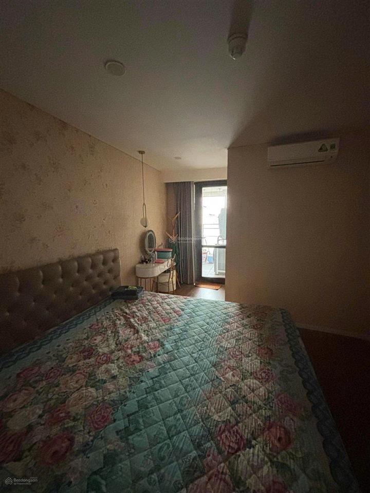 Chính chủ cần bán căn hộ 78,6m2 dự án mipec riverside, long biên