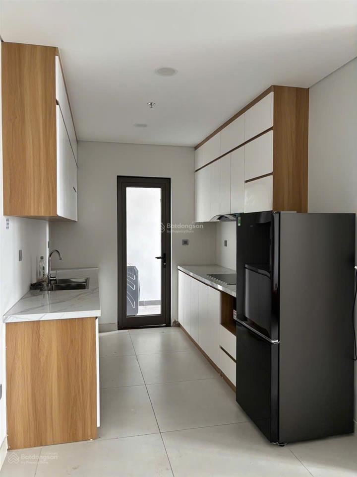 Chính chủ cần bán gấp căn chung cư khai sơn long biên