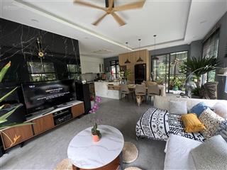 Hàng mới biệt thự góc valora kikyo  hotline 0914 732 ***  chỉ 32tr/tháng  còn thương lượng.