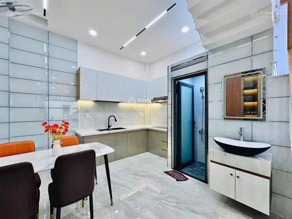 Nhà bán ngay chợ an đông đường trần phú, phường 4, quận 5  chỉ 5 tỷ 360/ 63m2(4,5x14)  sổ đẹp