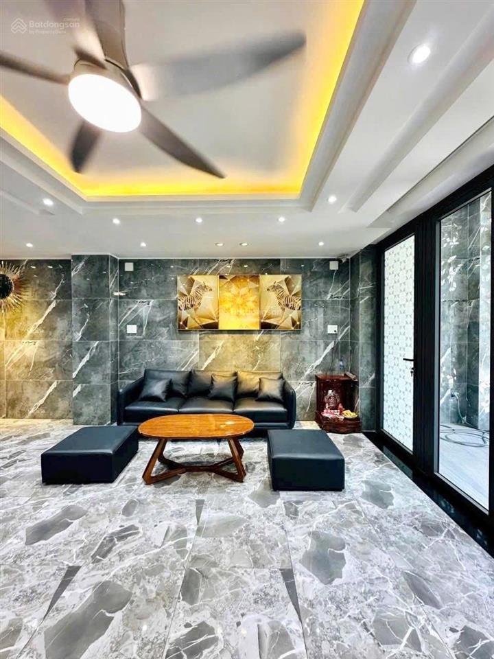 Bán nhà 4 tầng giá ngộp ngay nguyễn giản thanh, p.15, quận 10  giá 5 tỷ 010/ 65,25m2  sổ đẹp